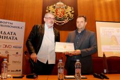 Кметът на Велико Търново Даниел Панов откри националния бизнес ...