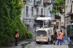 Частично ремонтират улица „Опълченска” по настояване на Даниел ...