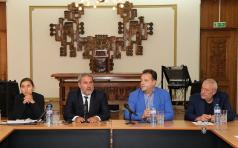 Даниел Панов и Боил Банов обсъдиха важни въпроси в сферите на к...