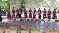Арбанаси стана столица на българските традиции, фолклор и обича...