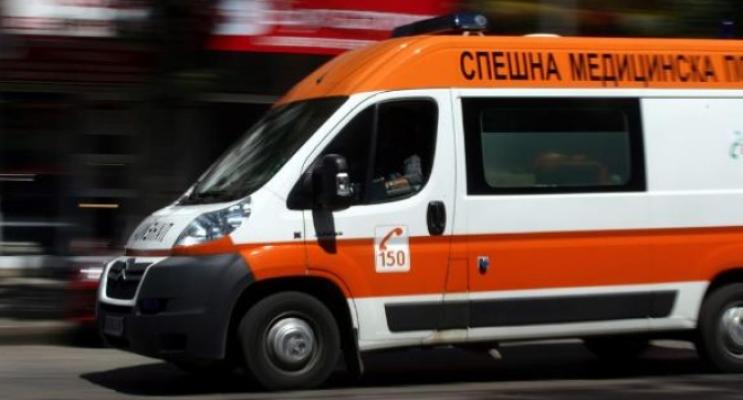 Пътен инцидент затруднява движението в посока София - Варна