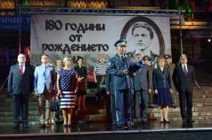 Областният управител проф. д-р Любомира Попова поднесе венец и ...