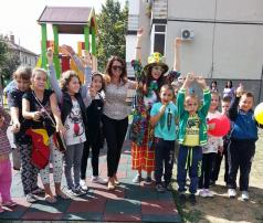 Нова детска площадка радва малчуганите в Дебелец