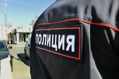 Инцидент между влак и лек автомобил - има пострадали