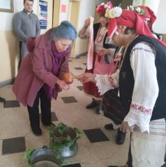 С водосвет и ритуално миене на ръцете на лекарите отбелязаха Ба...