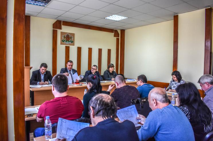 Приеха бюджета на Община Стражица за 2018 година