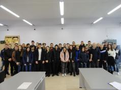 Ученици от ПГЕЕ „М.В.Ломоносов“ ще се обучават в Испания и Вели...