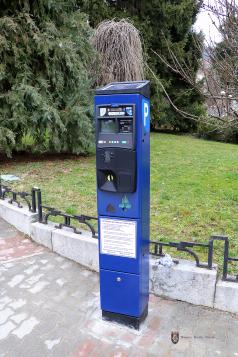 Първият паркинг автомат във Велико Търново вече работи