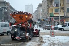 Със 160 тона смес против лед третираха великотърновските улици 