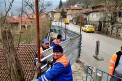 Сондажни дейности налагат временно затваряне на пътя в подножие...