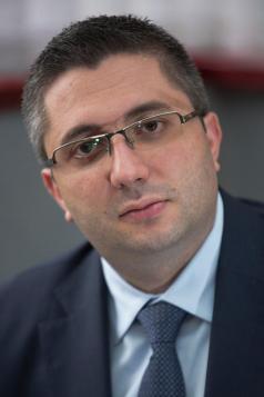 Министър Николай Нанков: Има вариант за скоростен път между инд...