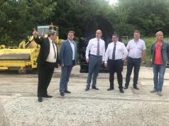 Цветан Цветанов инспектира ремонта на пътя Велико Търново – Арб...