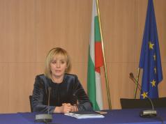 Омбудсманът Мая Манолова с приемна в Горна Оряховица и лекция в...