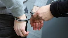 Измамиха и ограбиха столичанин в Павликени