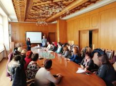Румънски социални експерти обмениха опит с търновските си колег...