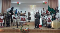Деца от СУ Георги Измирлиев и детските градини участват в общ...