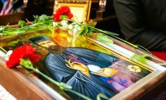 Мощите на свети Ефрем Нови идват в Търново в неделя