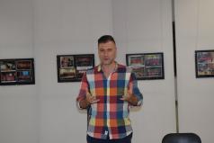 Журналистът Костадин Филипов представи дебютната си книга в Гор...