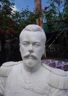 Прочут италиански скулптор се оказа автор на бюста на ген. Мутк...