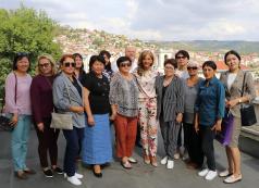 Социалните услуги във Велико Търново впечатлиха делегация от Ки...