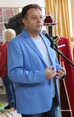 Даниел Панов: Сцената на Читалище „Надежда 1869“ ще бъде възста...