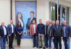 С много приятели и нов офис ГЕРБ тръгна към победа в Дебелец