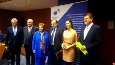 Ева Майдел: Работим с кметовете Европа да стига до всеки и навс...