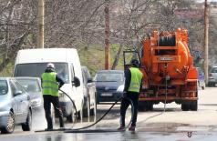 Започна миене на улиците във Велико Търново