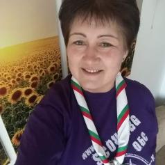 Учителка от град Елена с послание от един усмихнат прозорец