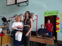 Заместник областният управител инж. Детелина Борисова поздрави ...