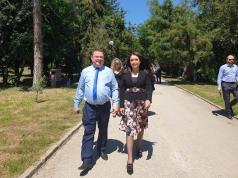 Станислава Стоянова: Свищов винаги е бил първенец в просветата,...