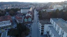 Съкратено работно време за информационния център на Община Вели...