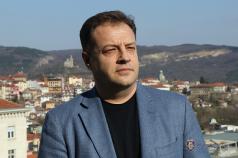 Даниел Панов: Ще освободим от наеми за общинско имущество бизне...