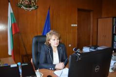 Увеличава се броят на върнатите в образователната система учени...