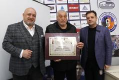 Започва основният ремонт на северните спортни зали на стадион „...
