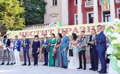 На 25 май в Лясковец ще има тържествено изпращане на абитуриент...