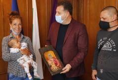 Община Велико Търново подпомага 22 двойки за ин-витро процедури