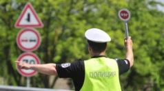 16-годишен от Горна Оряховица подкарал автомобил и си устроил г...
