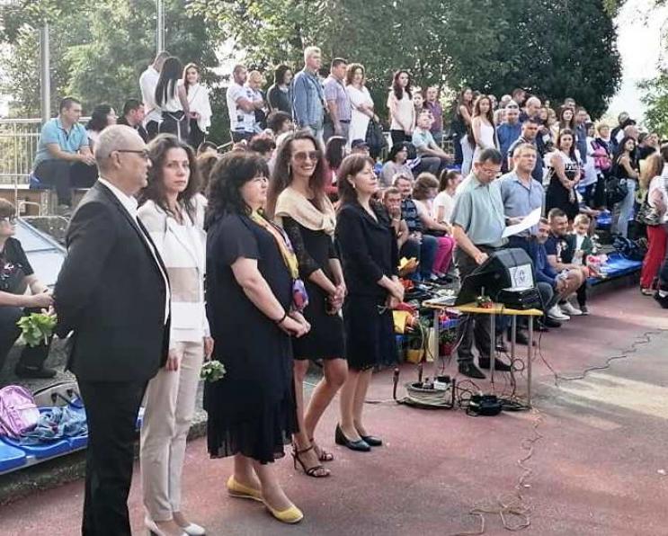 Областният управител Георги Гугучков откри новата учебна година в Природо-математическа гимназия „Васил Друмев“