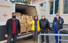 Втората част от голямо дарение на социалните услуги връчиха дне...